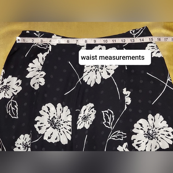 Jones New York 100% silk mix print skirt size 4 - Picture 7 of 9